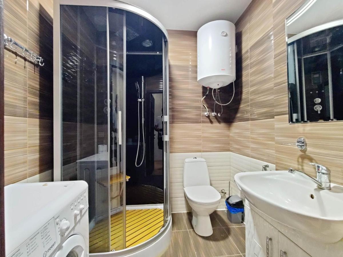 Vip Apartments Sovinion Odesa Exterior photo