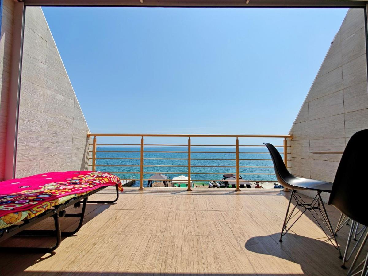 Vip Apartments Sovinion Odesa Exterior photo
